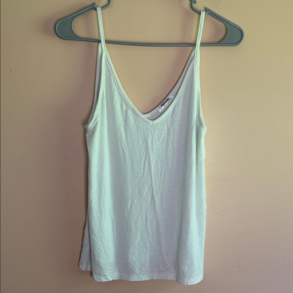 zeagoo White V-Neck Spaghetti Strap Camisole